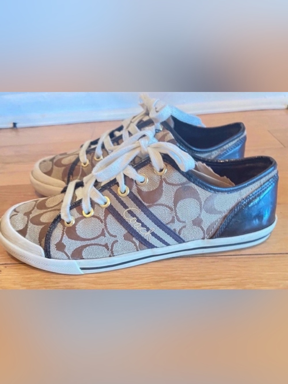 Coach Brown & Cream Signature Low-Top Sneakers size 8.5B